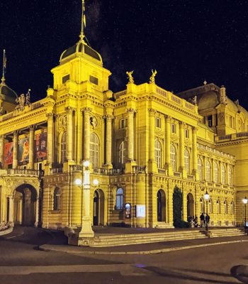 A closeup shot of the Croatian National Theatre in Zagreb at night